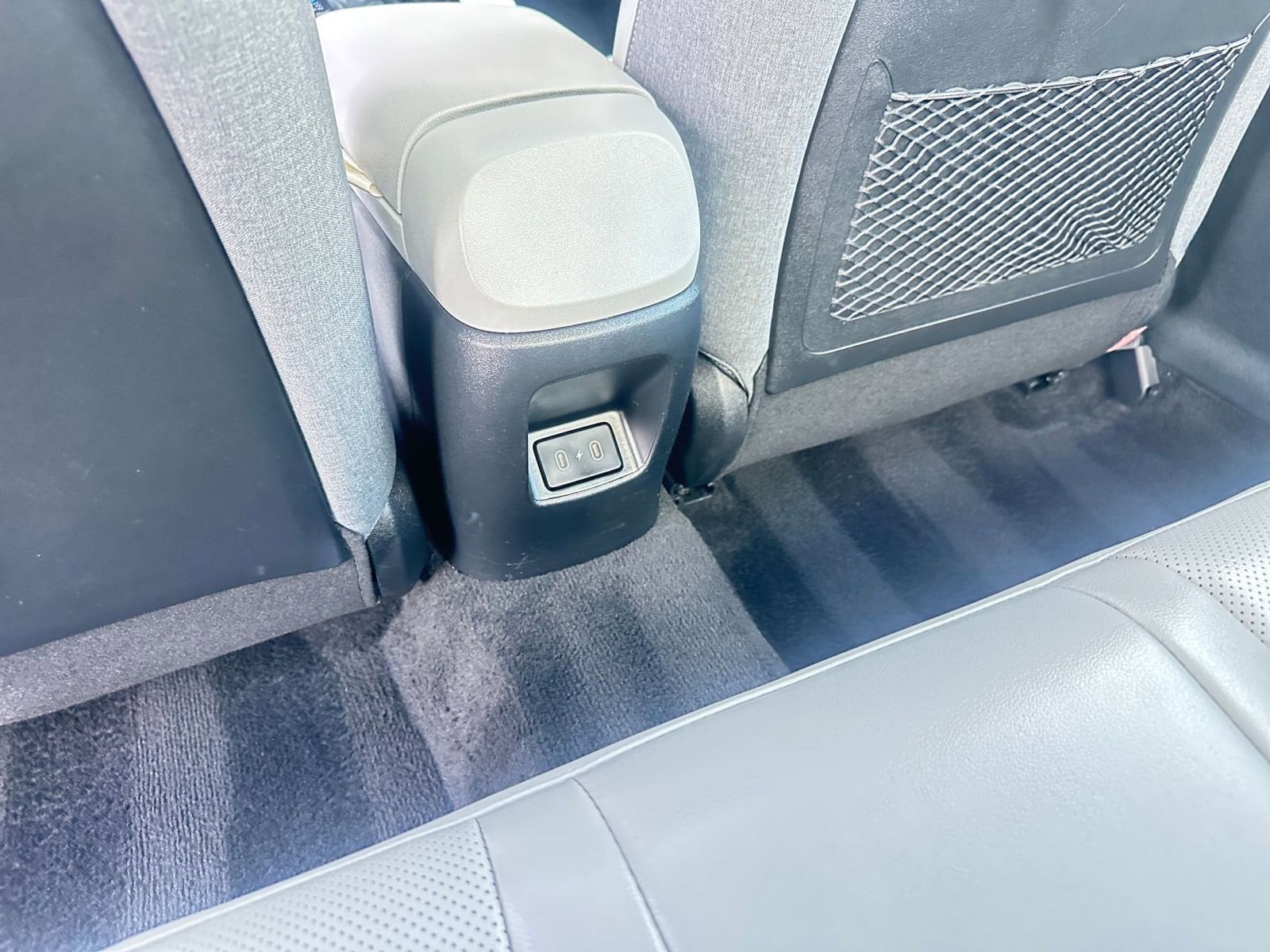 Thumbnail: 2025 Hyundai Elantra - 25