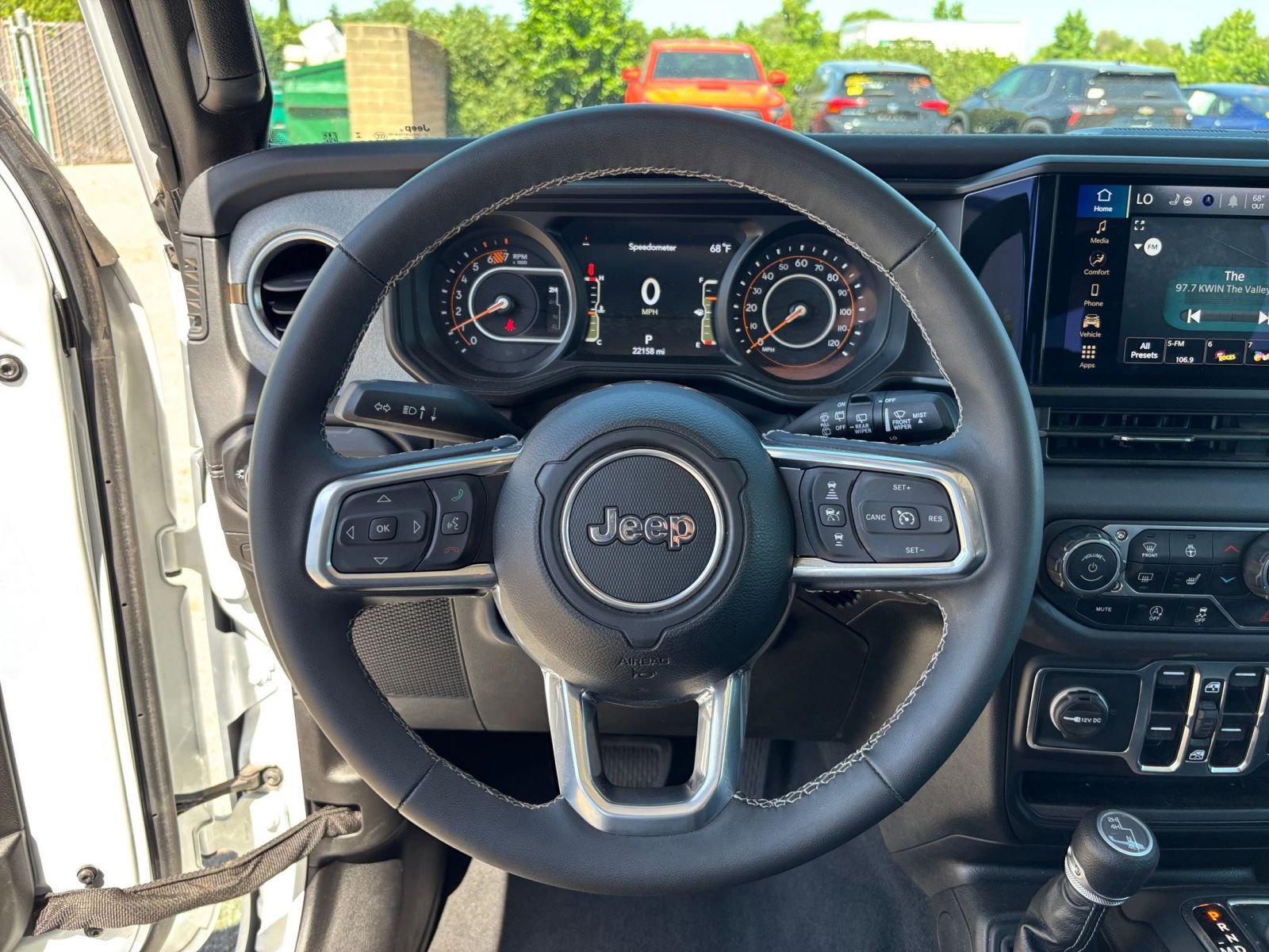 Thumbnail: 2025 Jeep Wrangler - 27