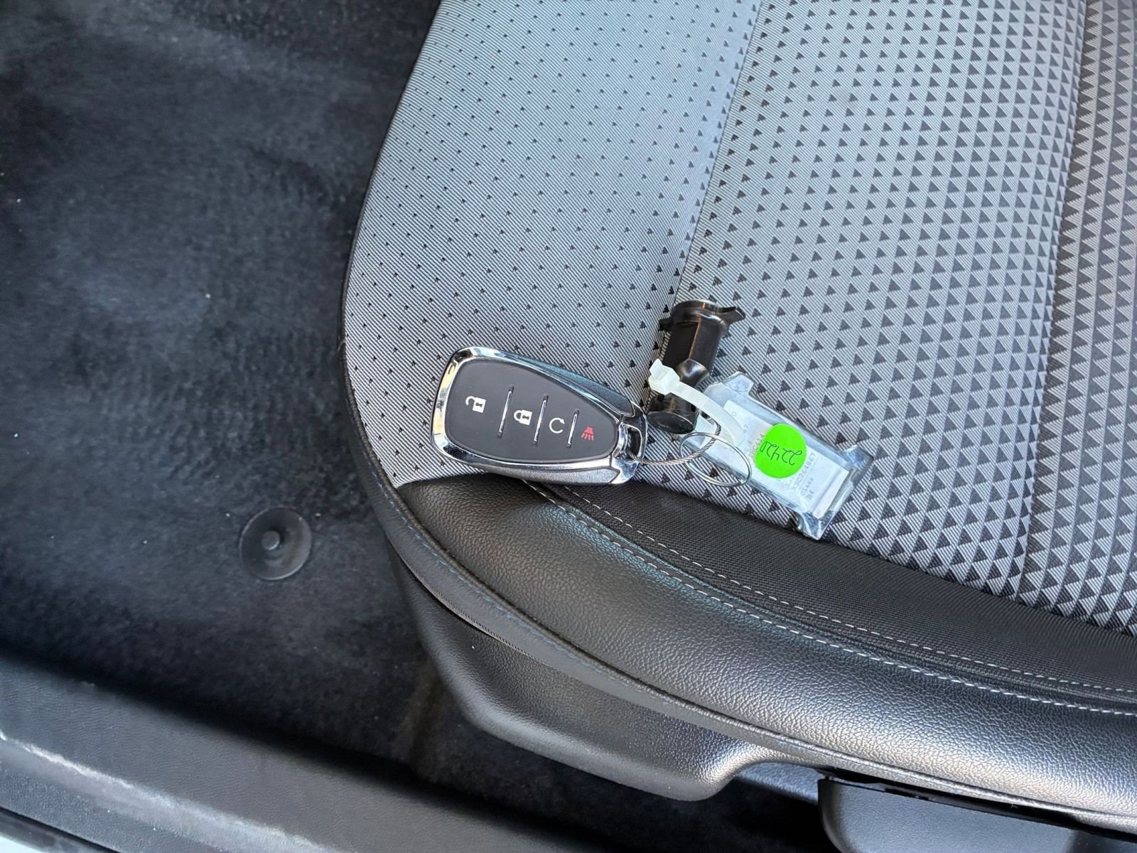 Thumbnail: 2025 Chevrolet Trax - 21