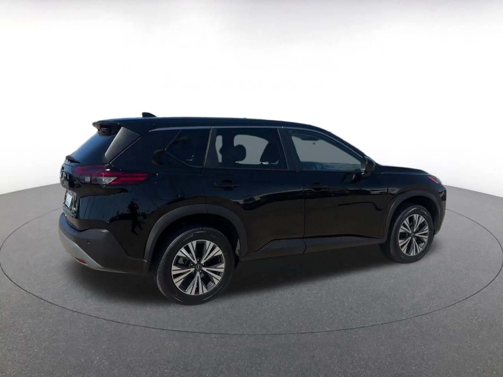 2023 Nissan Rogue SV 15