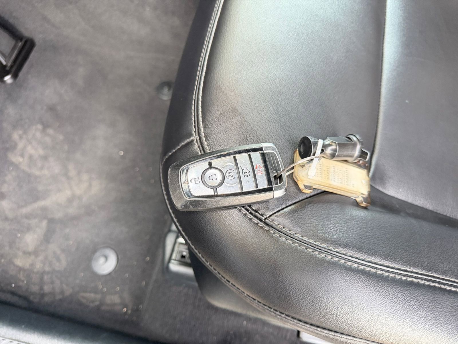 Thumbnail: 2023 Ford Explorer - 27