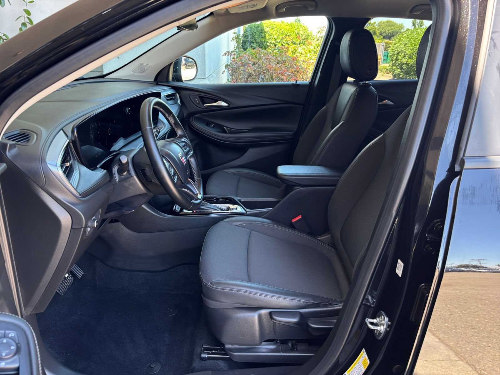 Thumbnail: 2025 Buick Encore GX - 22