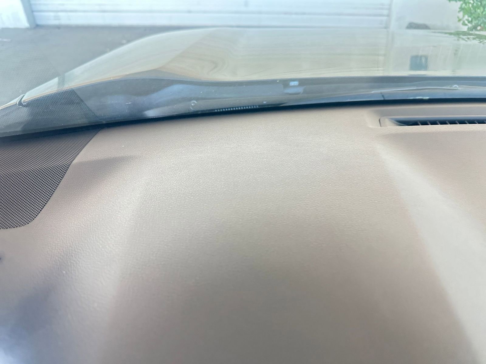 Thumbnail: 2025 Toyota RAV4 - 34