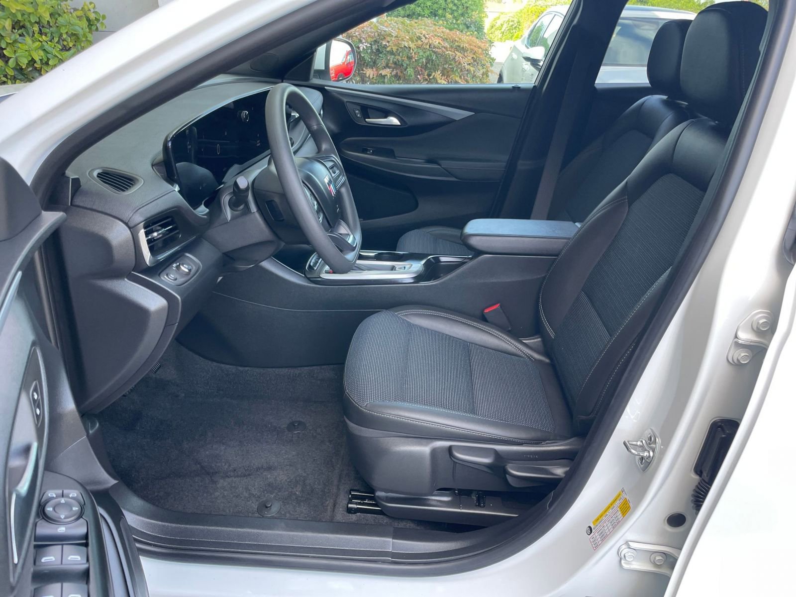 Thumbnail: 2025 Buick Envista - 28