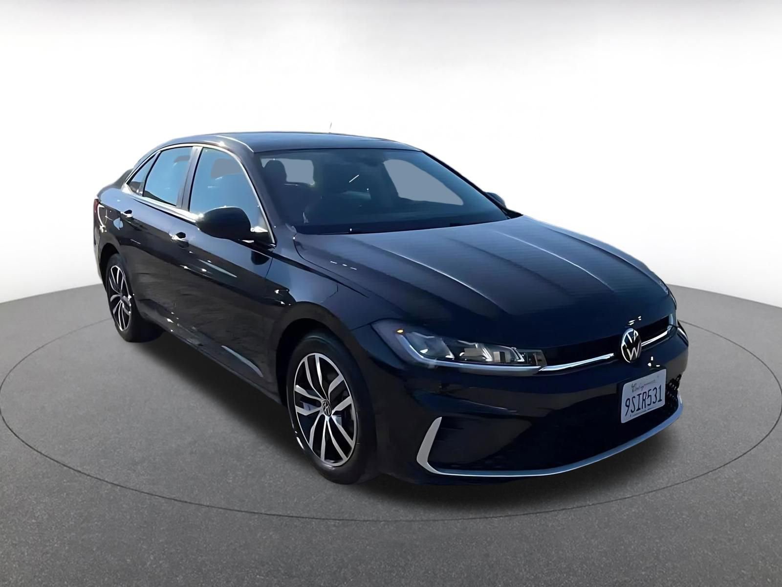 Thumbnail: 2025 Volkswagen Jetta - 3