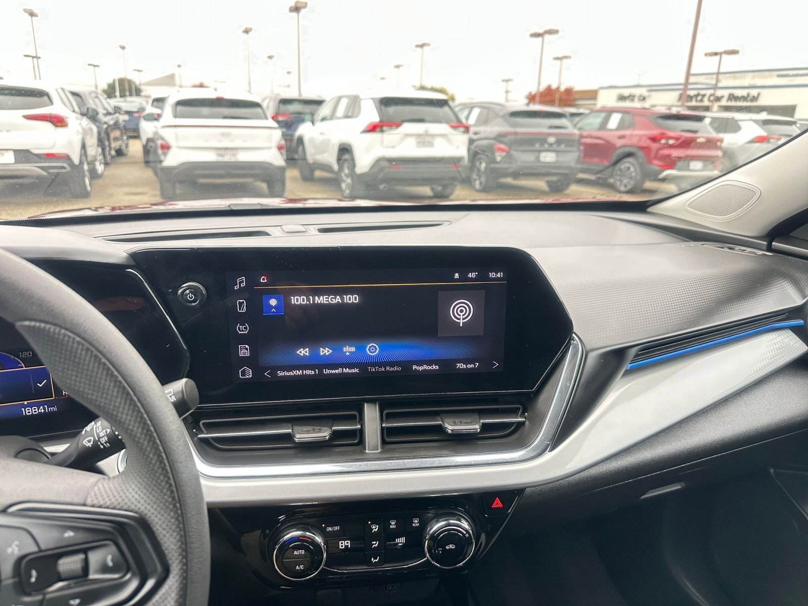 Thumbnail: 2025 Chevrolet Trax - 17