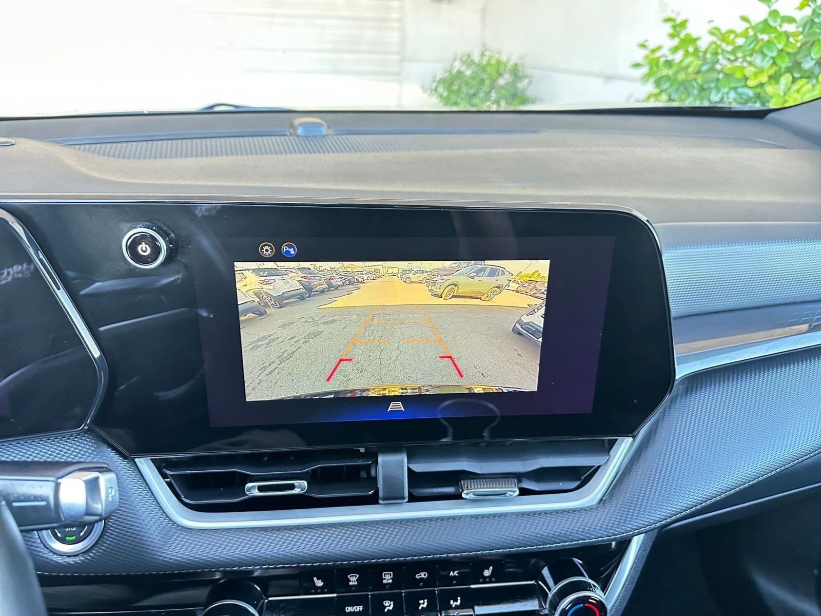 Thumbnail: 2025 Chevrolet Equinox - 17