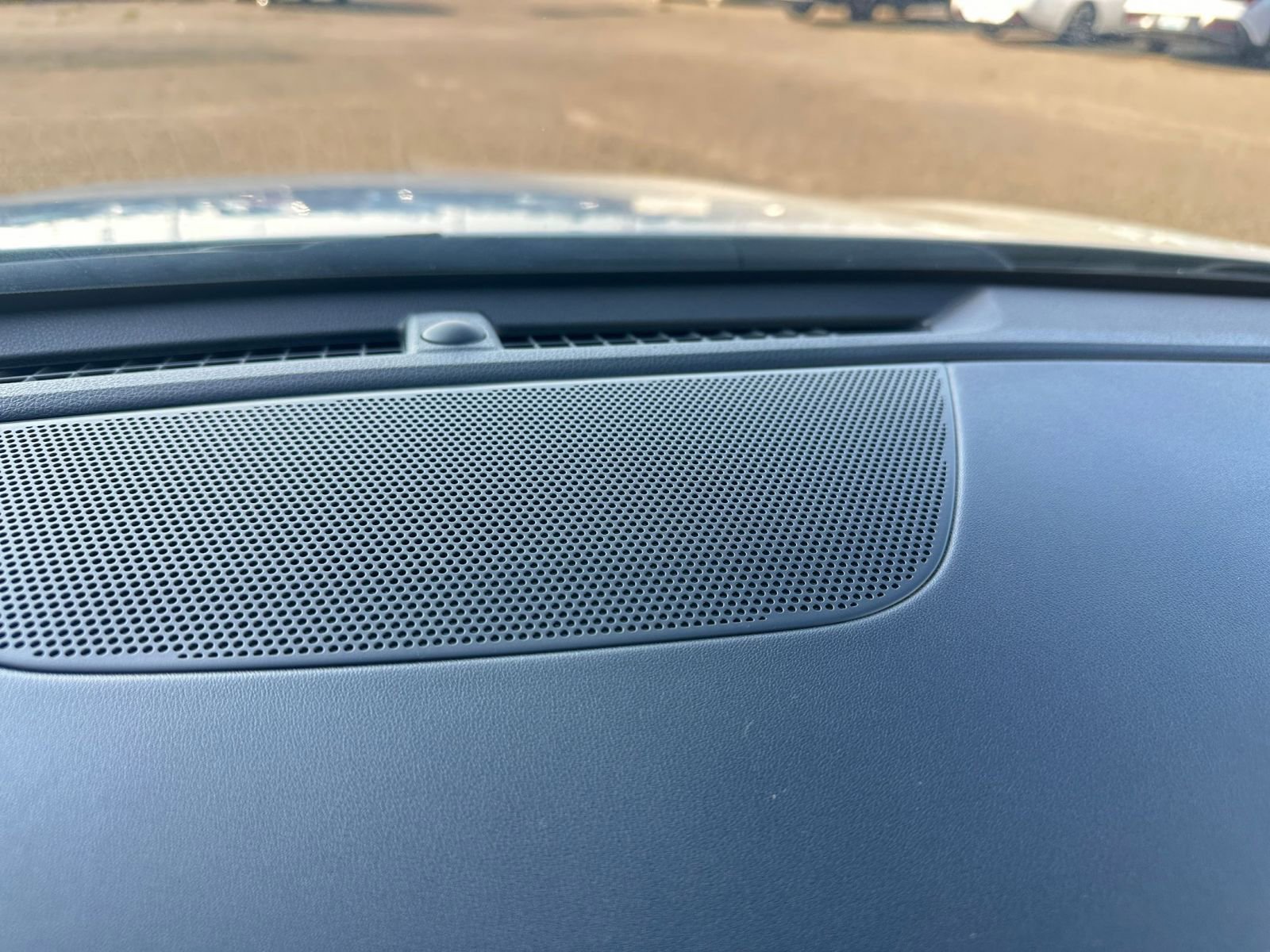 Thumbnail: 2025 Kia K5 - 18