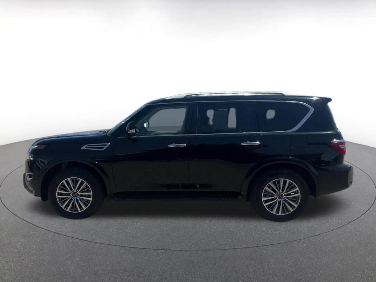 2024 Nissan Armada SL 8