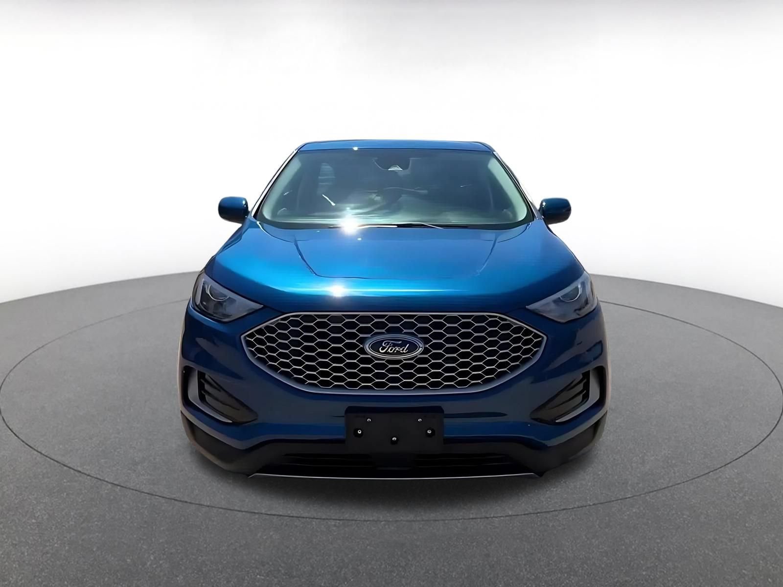 Thumbnail: 2024 Ford Edge - 4