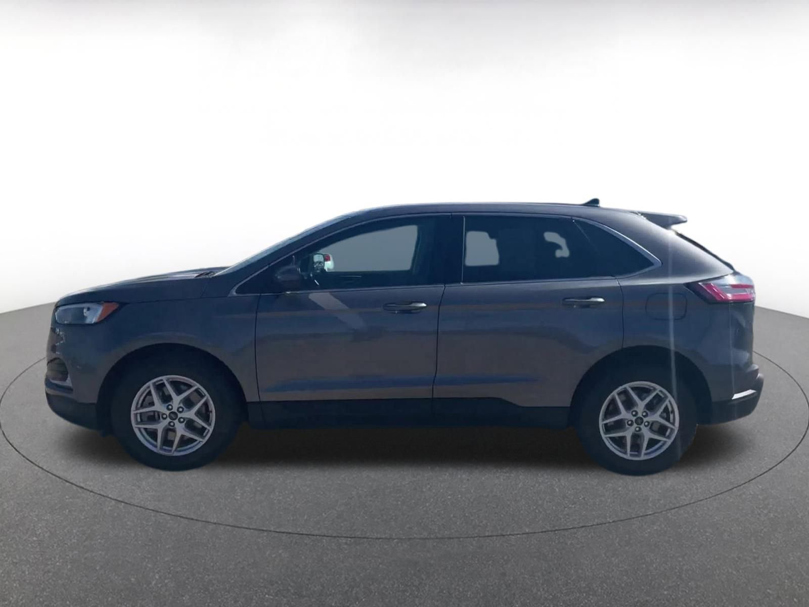 Thumbnail: 2024 Ford Edge - 9