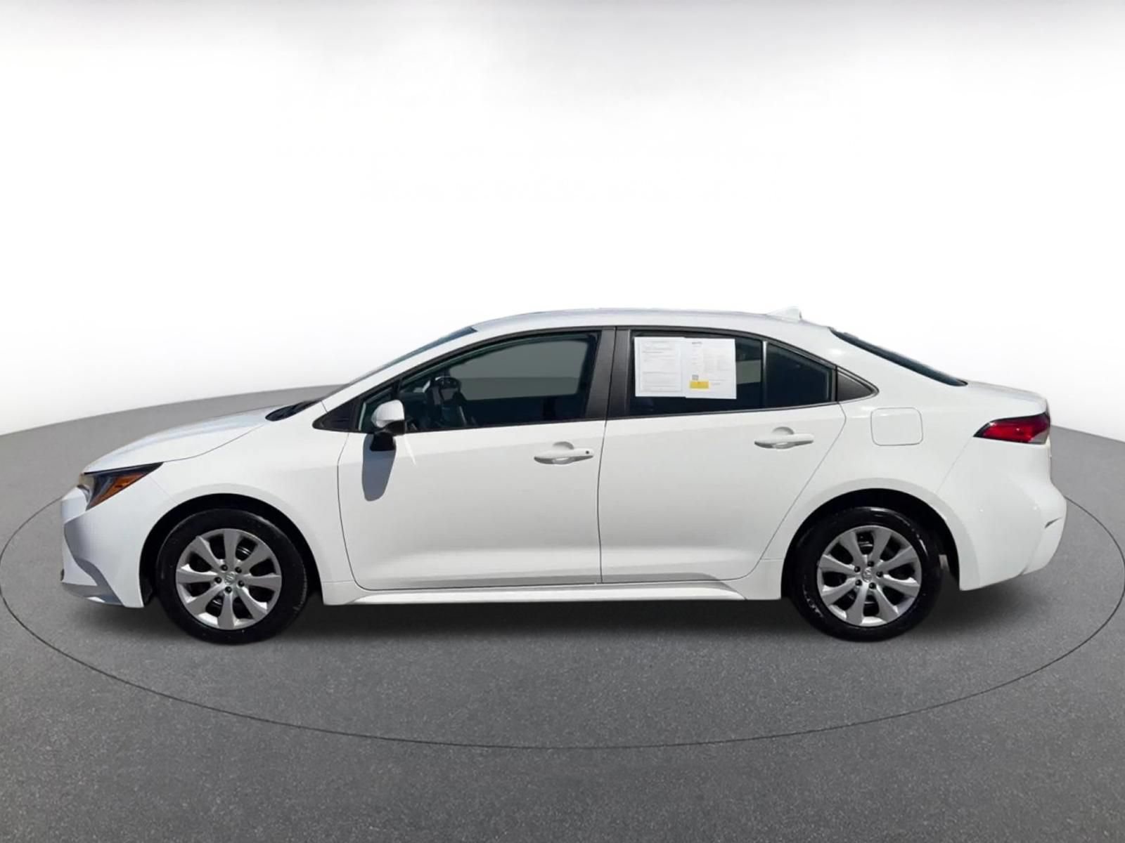 Thumbnail: 2025 Toyota Corolla - 9