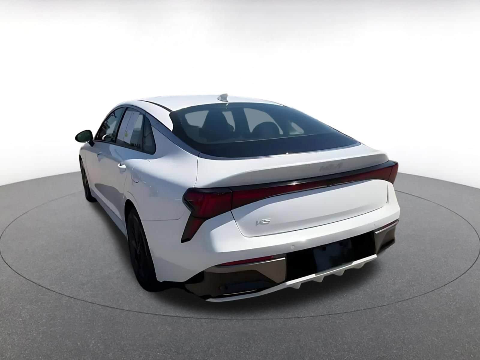 Thumbnail: 2025 Kia K5 - 12