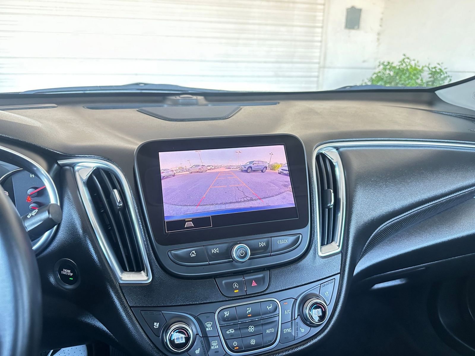 Thumbnail: 2024 Chevrolet Malibu - 17