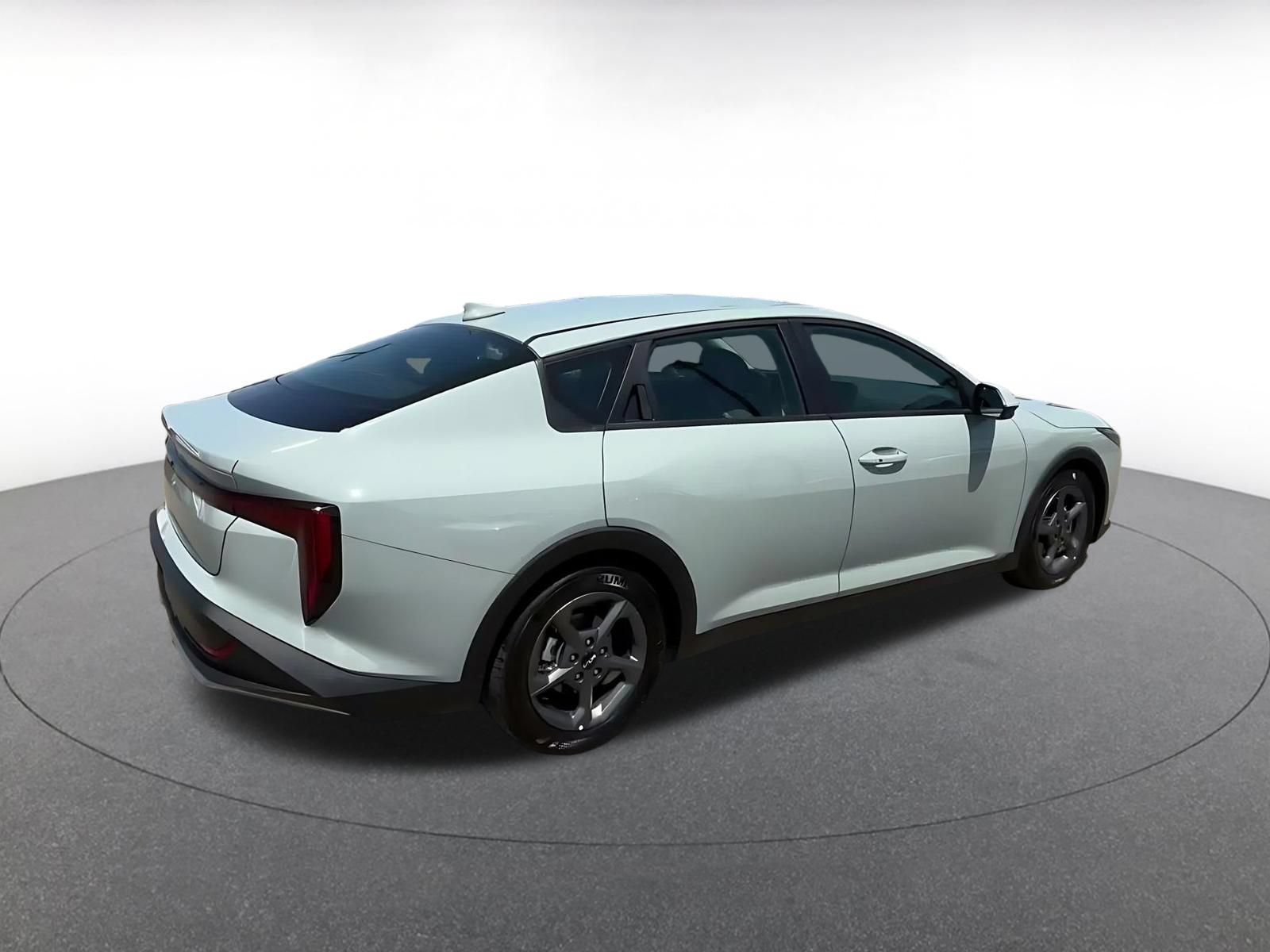 Thumbnail: 2026 Kia K4 - 14