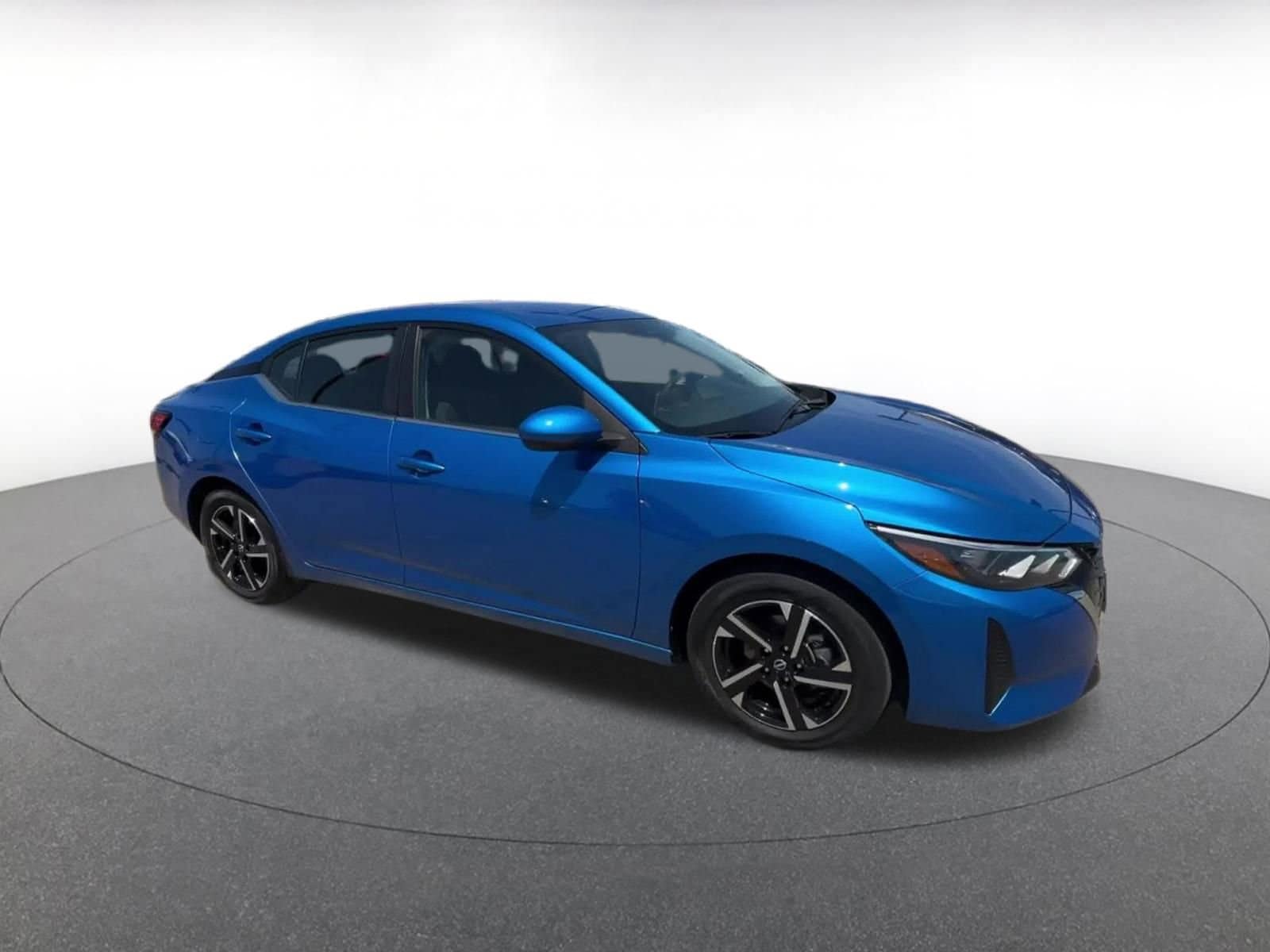 Thumbnail: 2025 Nissan Sentra - 2