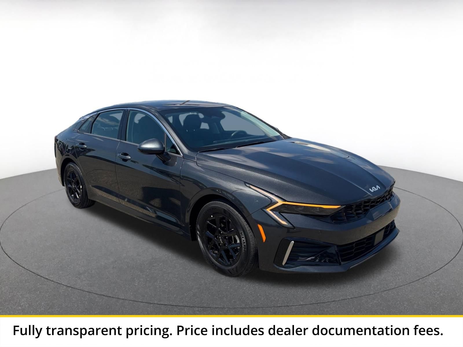 Thumbnail: 2025 Kia K5 - 1