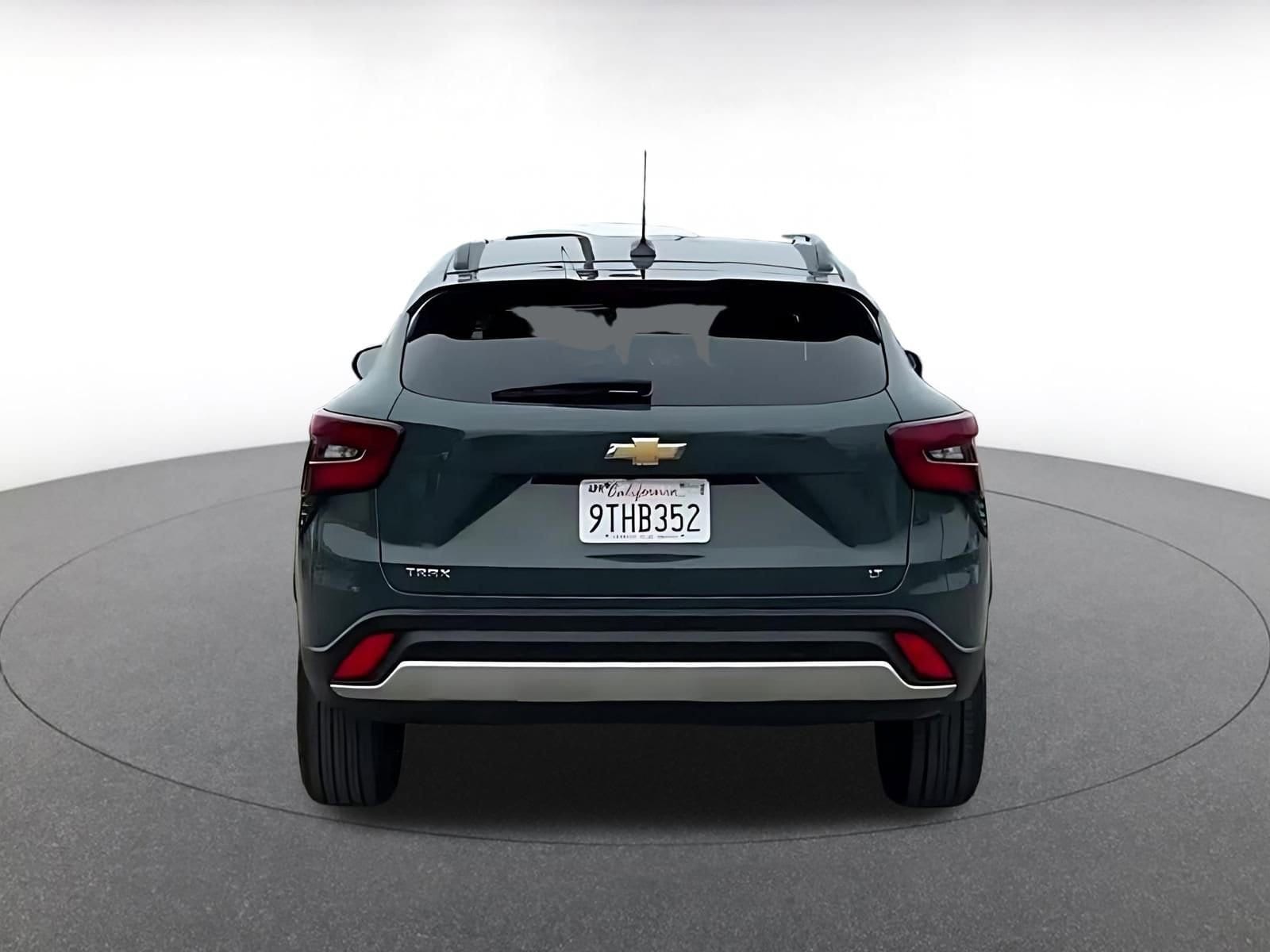 Thumbnail: 2025 Chevrolet Trax - 12