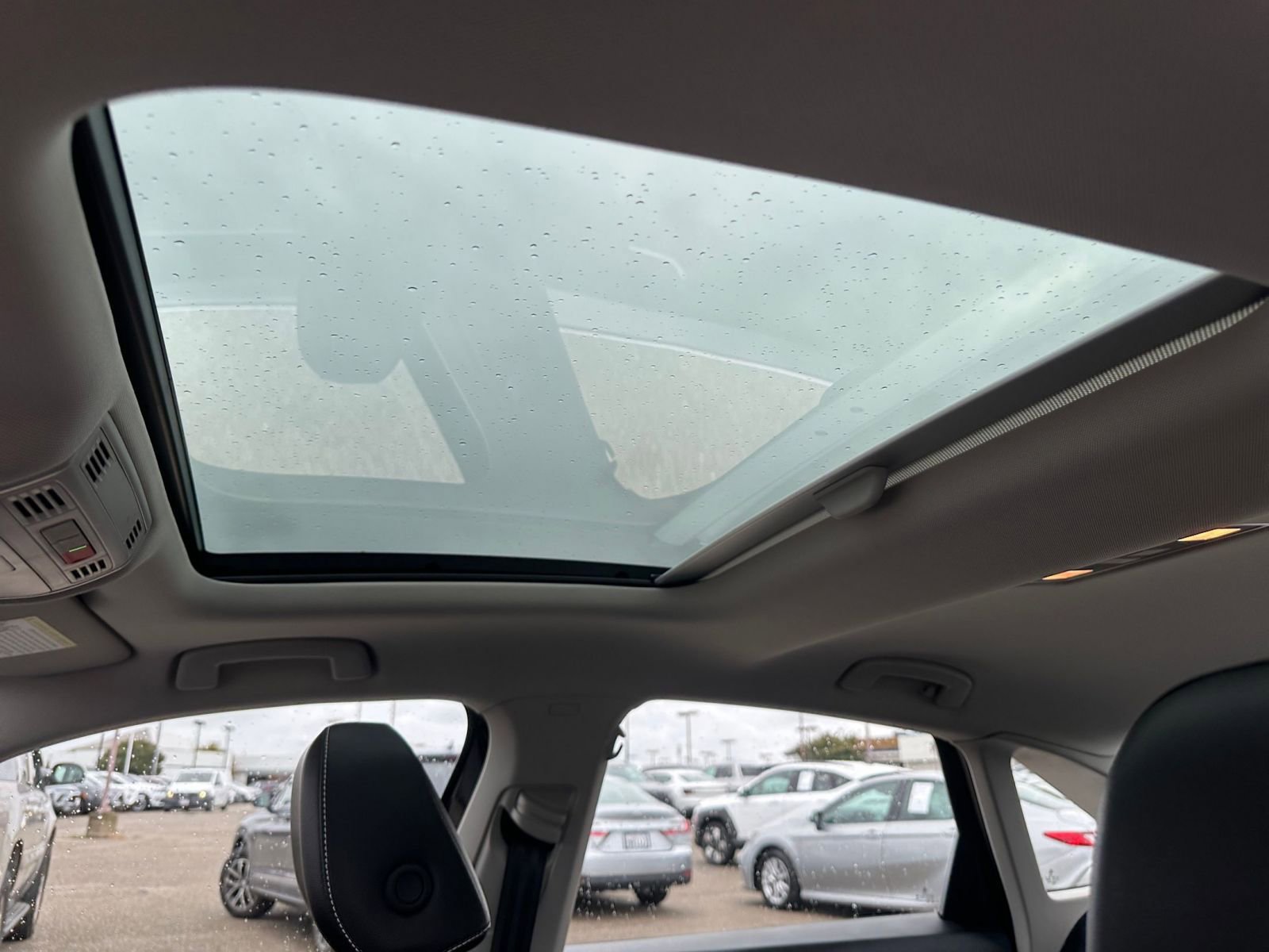 Thumbnail: 2025 Volkswagen Jetta - 22