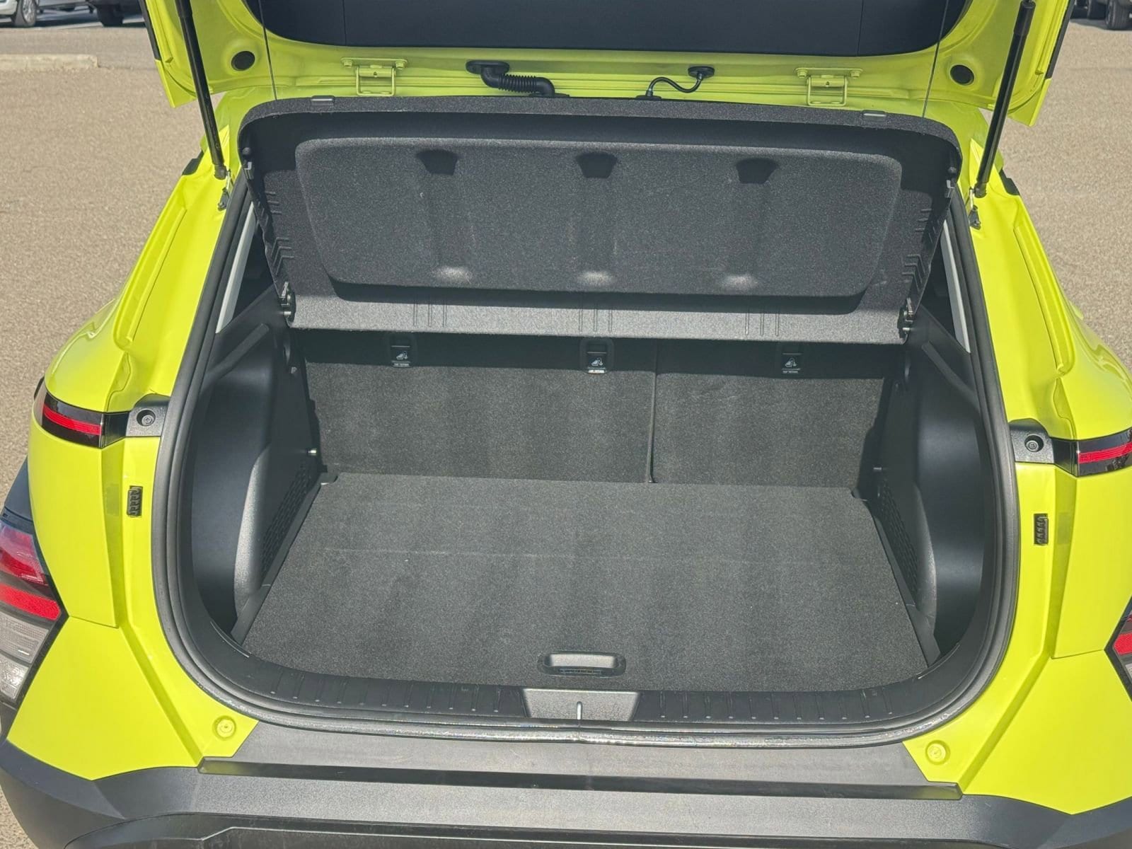 Thumbnail: 2025 Hyundai Kona - 31