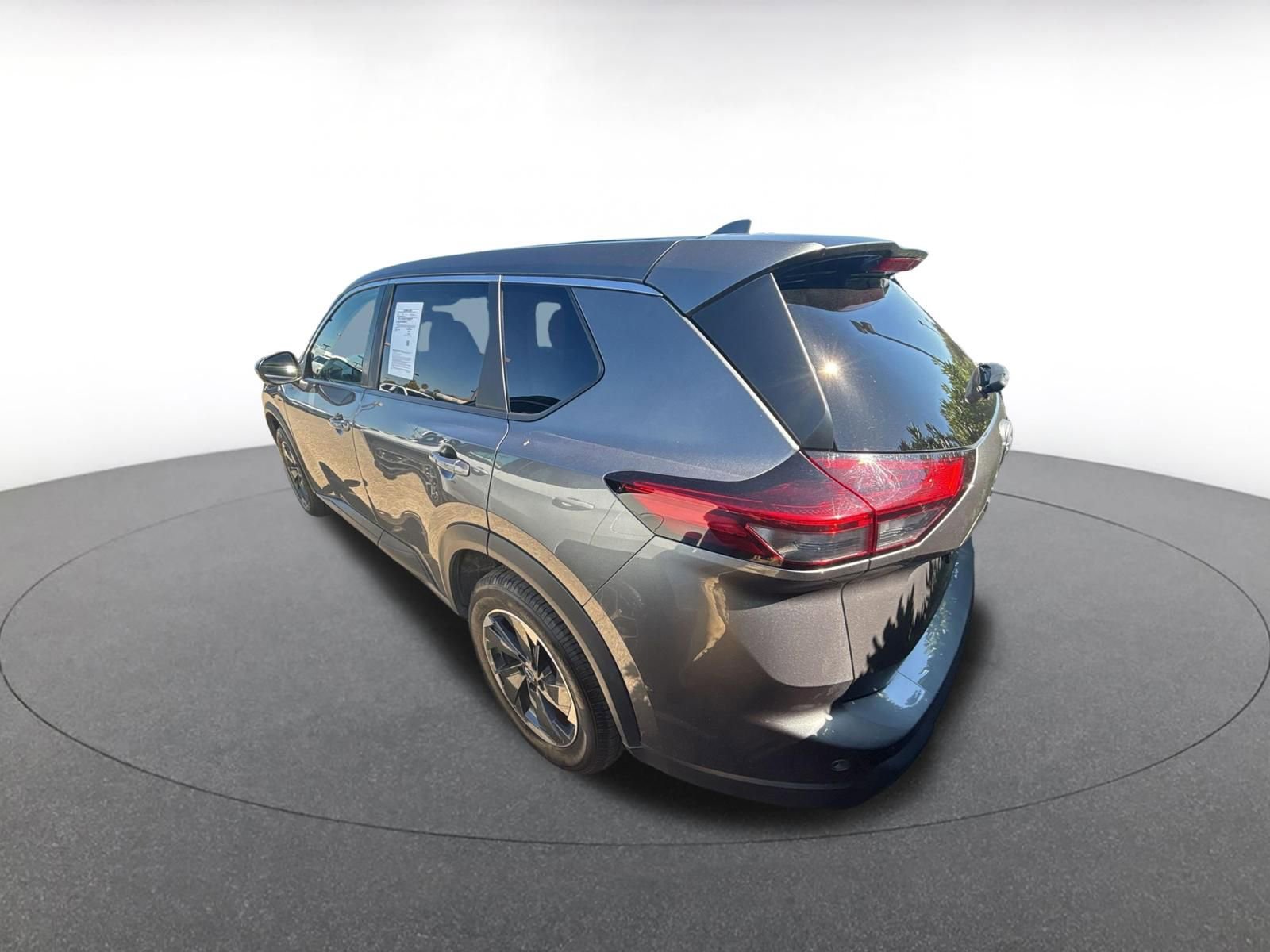 Thumbnail: 2025 Nissan Rogue - 4