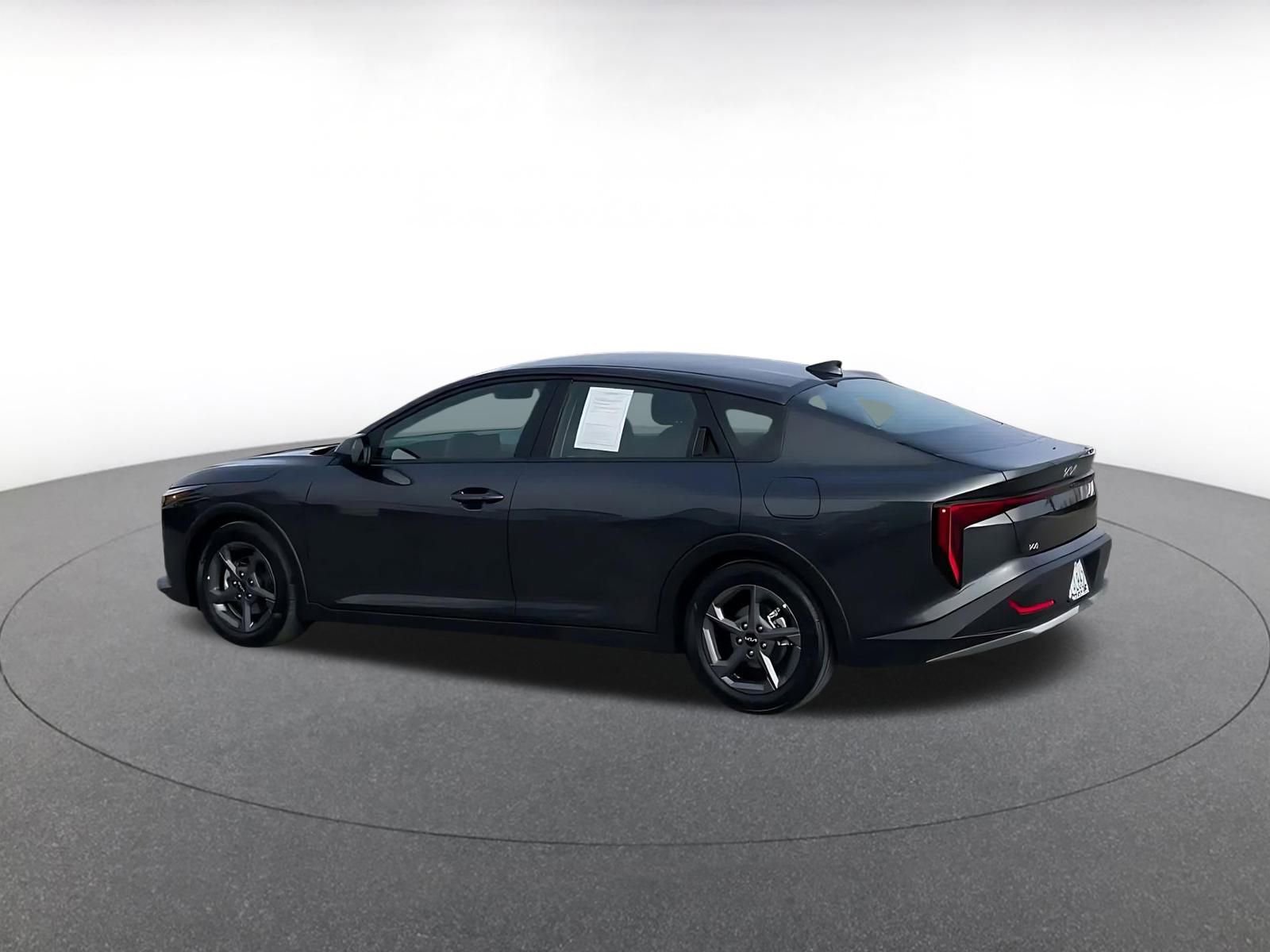 Thumbnail: 2025 Kia K4 - 10