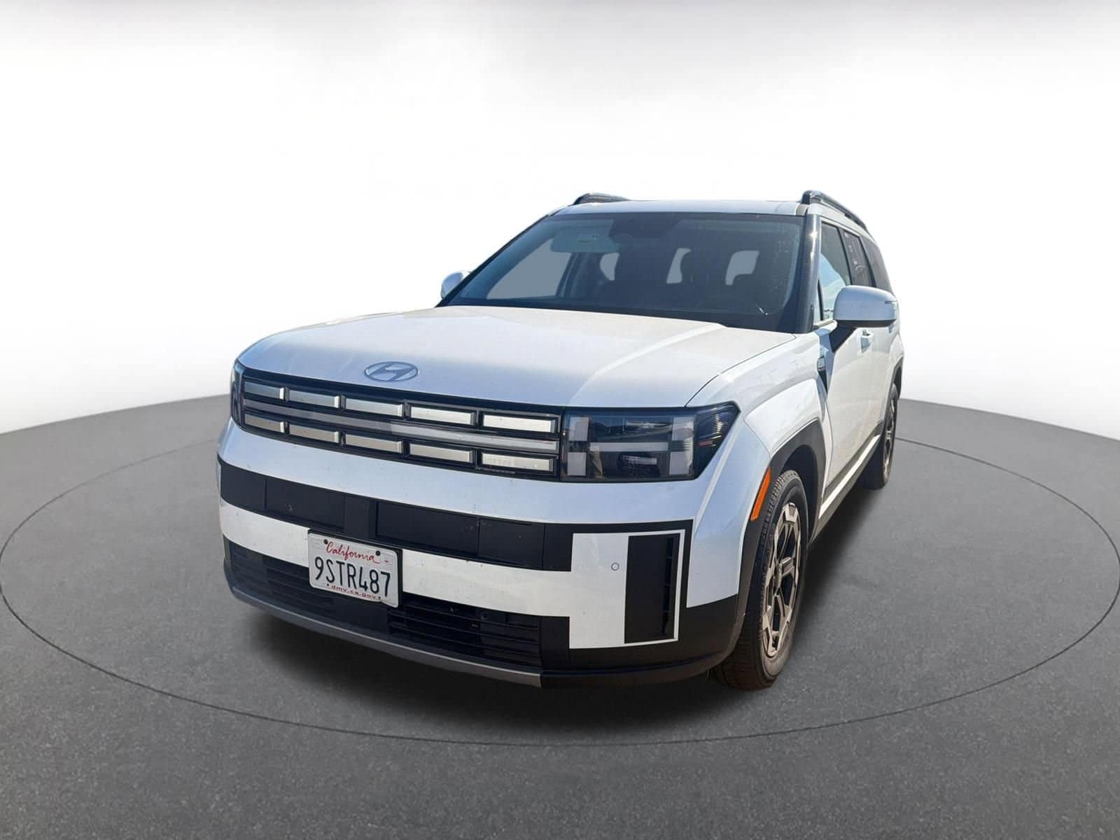 Thumbnail: 2025 Hyundai Santa Fe - 2