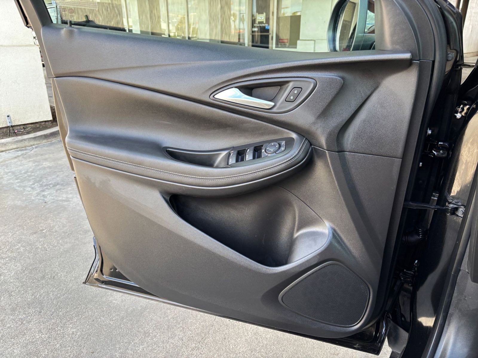 Thumbnail: 2025 Buick Encore GX - 18