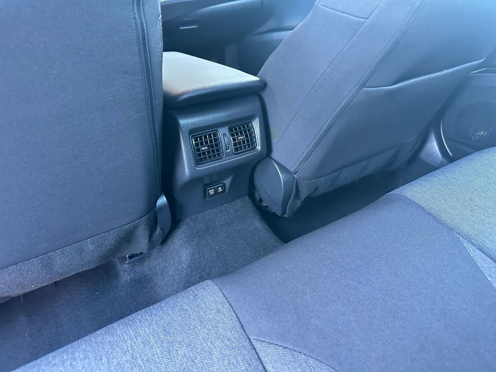 Thumbnail: 2025 Toyota Camry - 24