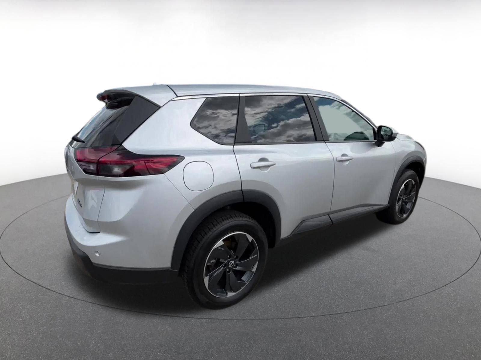 Thumbnail: 2025 Nissan Rogue - 14