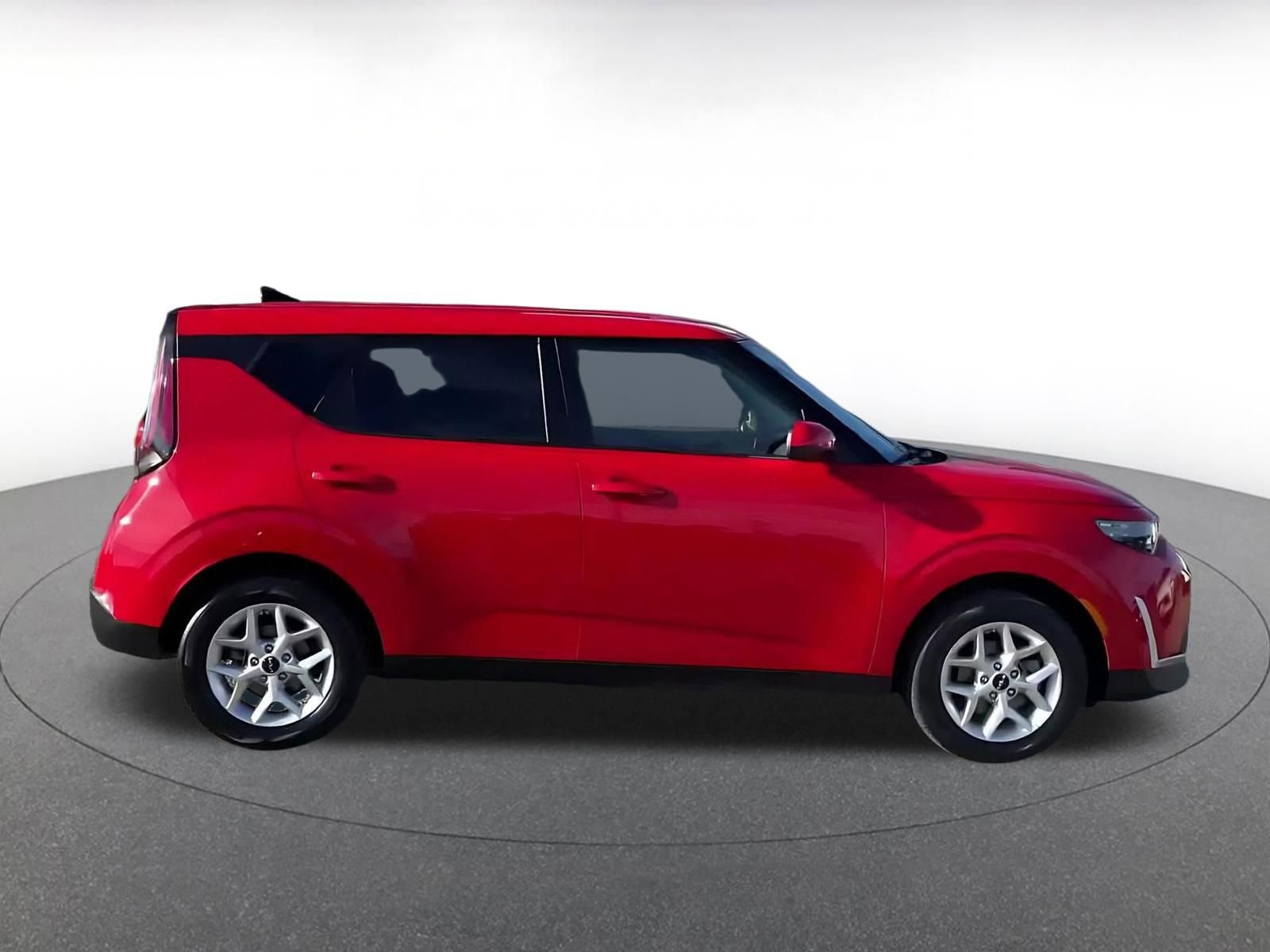 Thumbnail: 2025 Kia Soul - 16