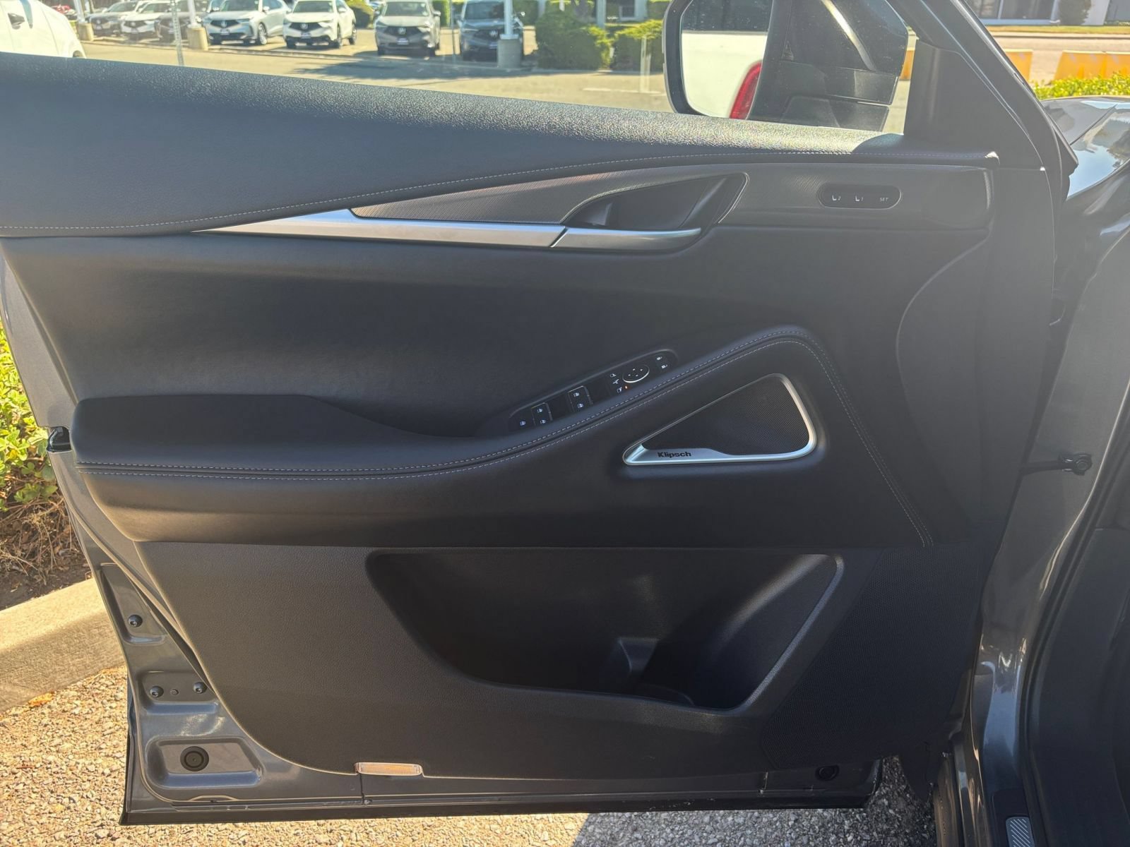 Thumbnail: 2026 INFINITI QX60 - 18
