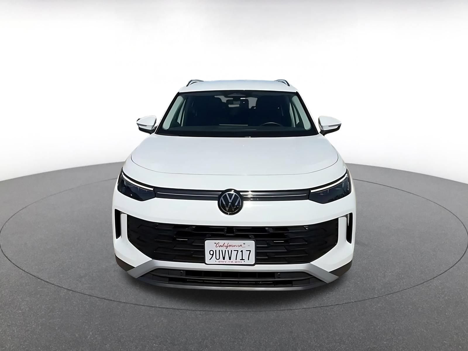 Thumbnail: 2026 Volkswagen Tiguan - 4