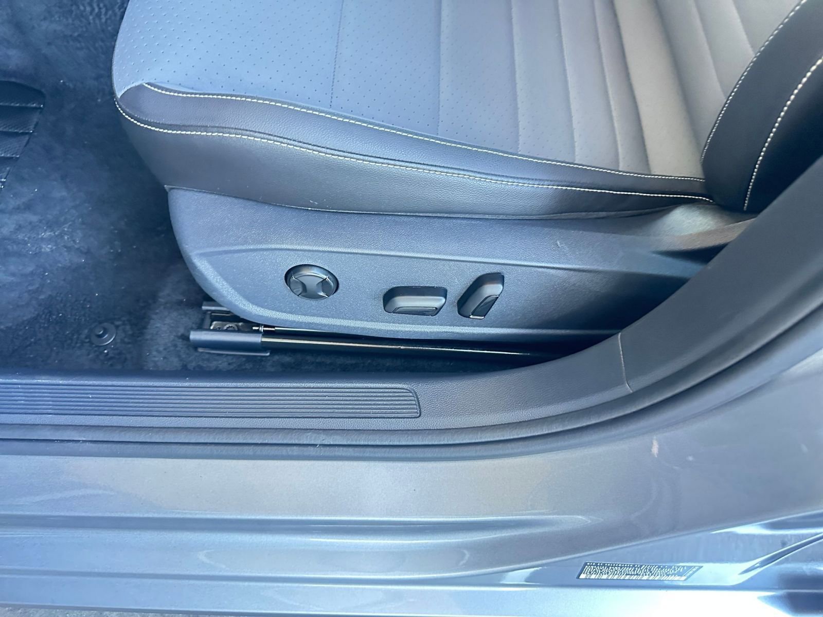 Thumbnail: 2025 Volkswagen Jetta - 23