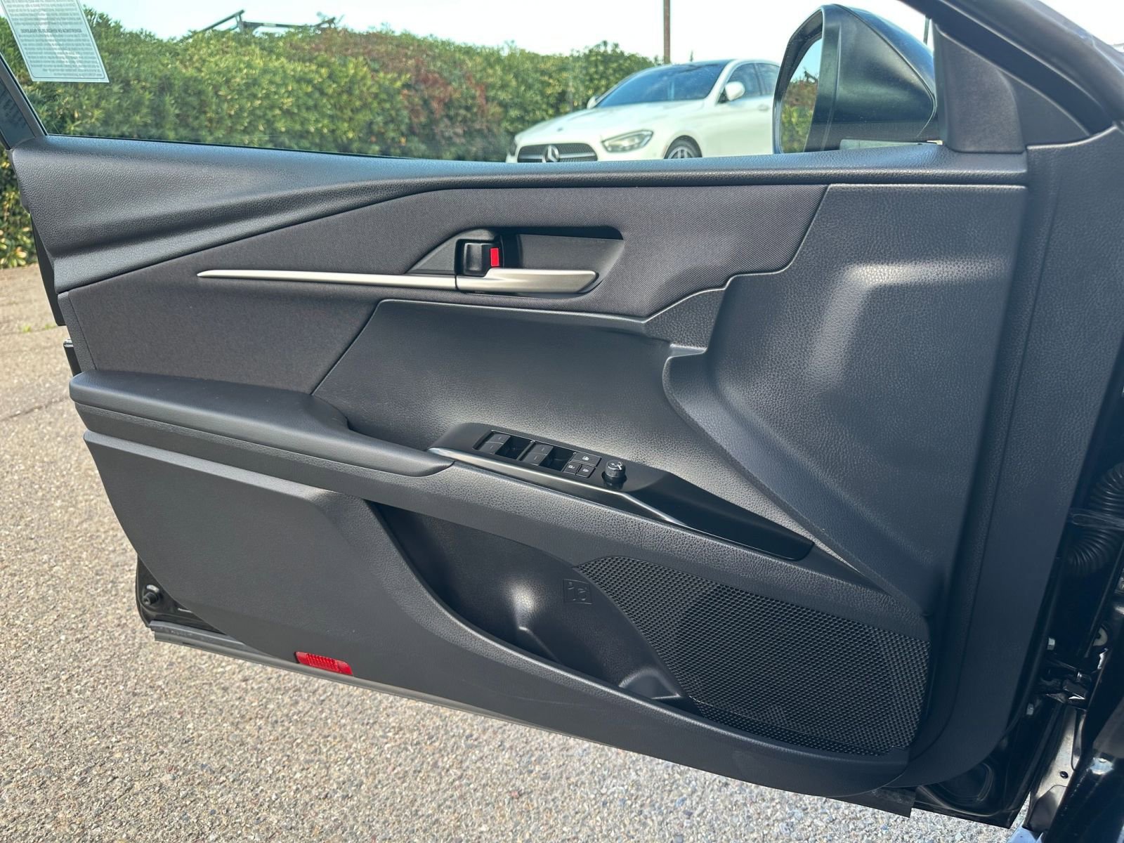 Thumbnail: 2025 Toyota Camry - 18