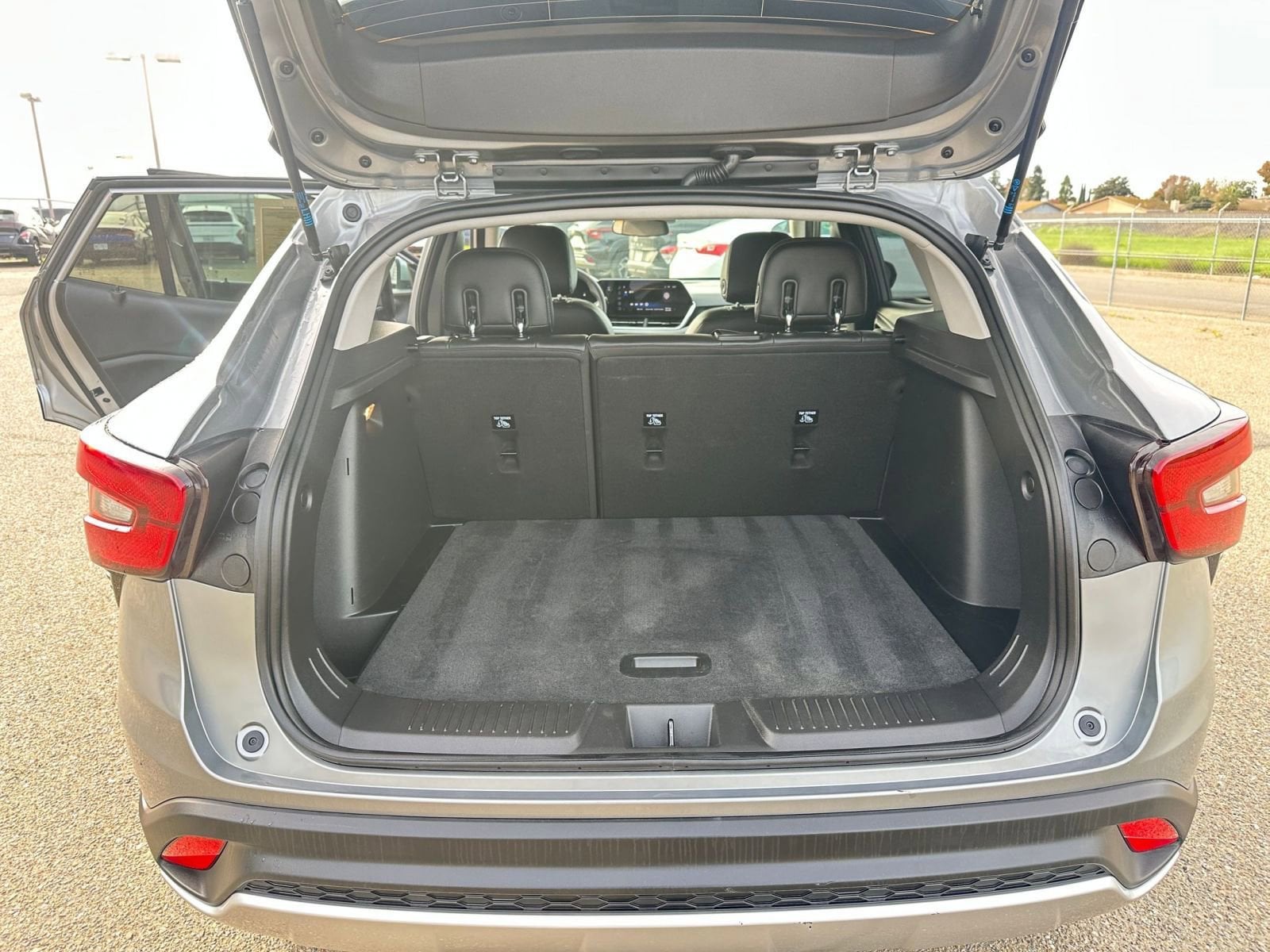 Thumbnail: 2025 Chevrolet Trax - 31