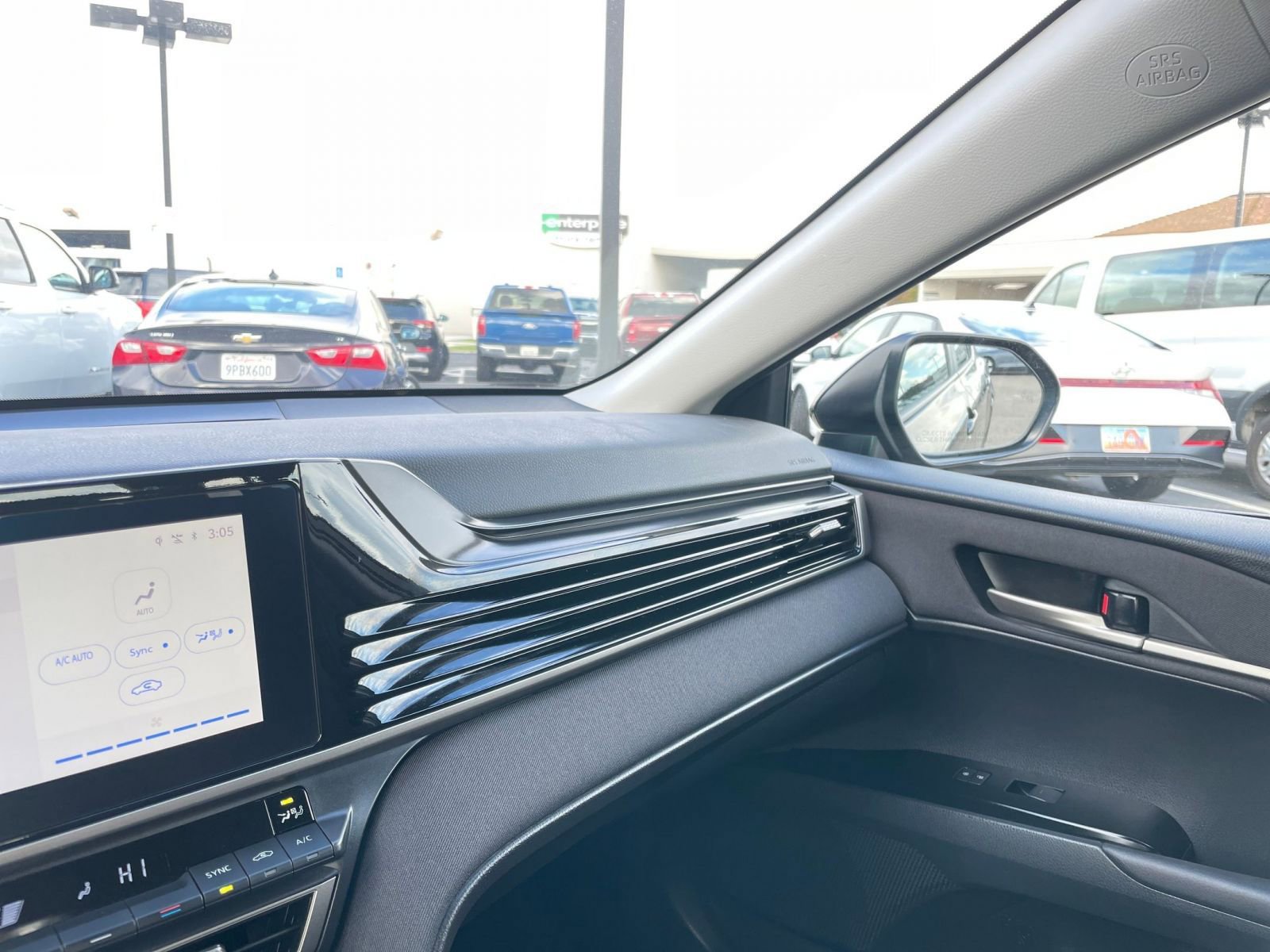 Thumbnail: 2025 Toyota Camry - 34