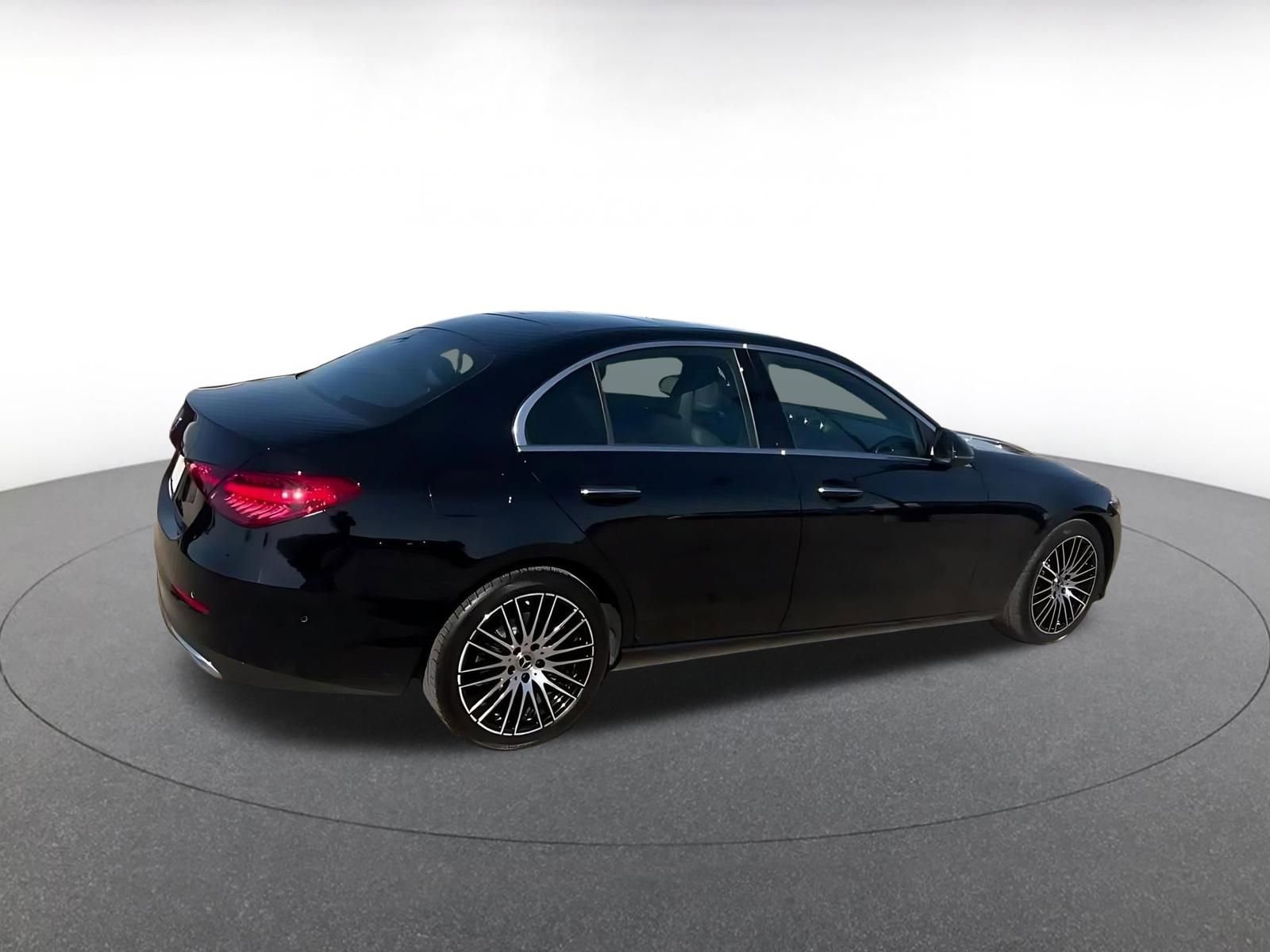 Thumbnail: 2024 Mercedes-Benz C-Class - 15