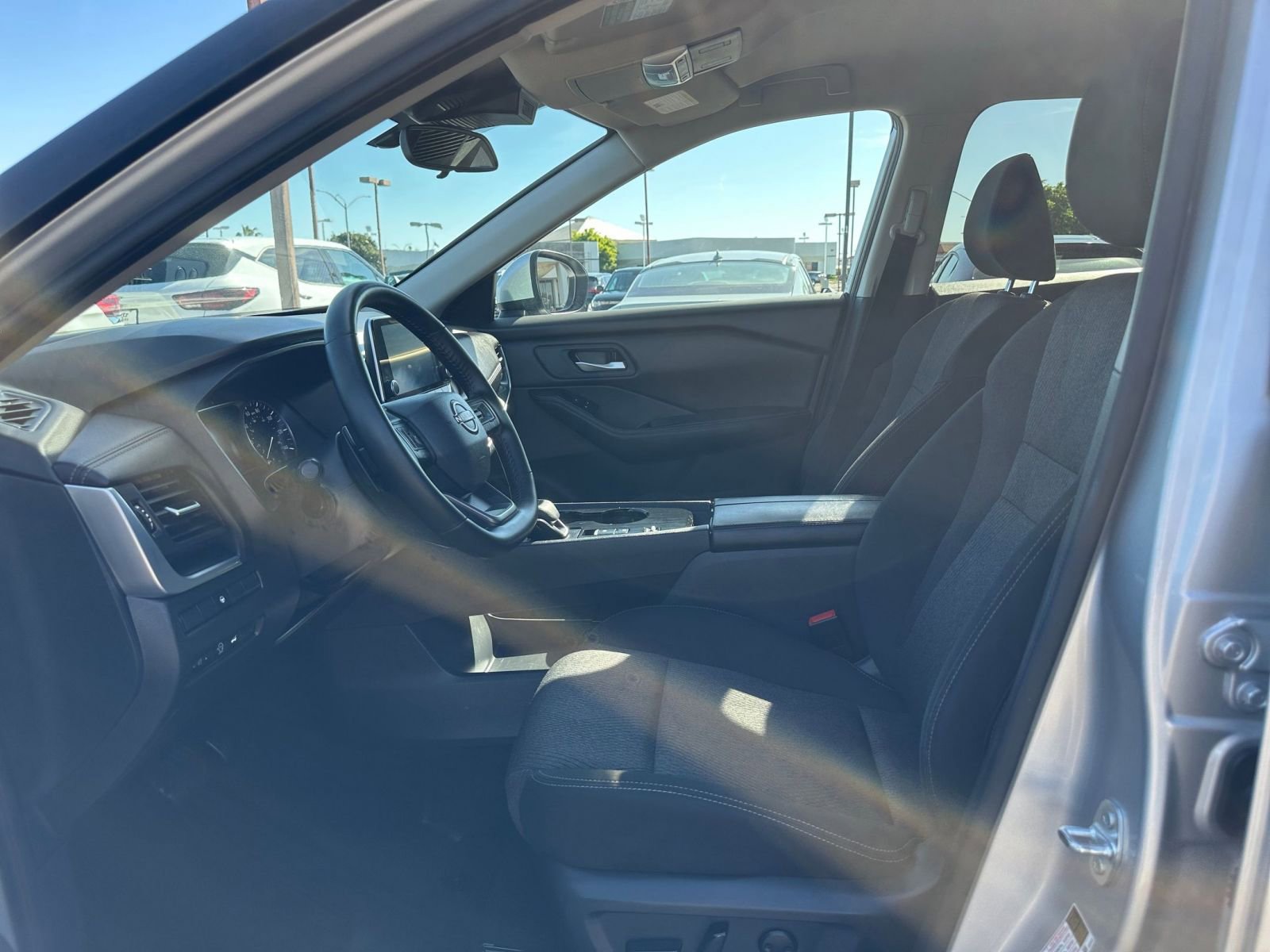 Thumbnail: 2025 Nissan Rogue - 29