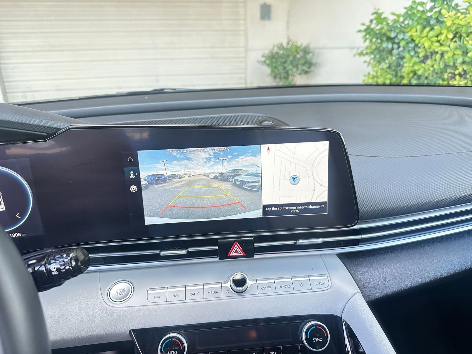 Thumbnail: 2025 Hyundai Elantra - 17