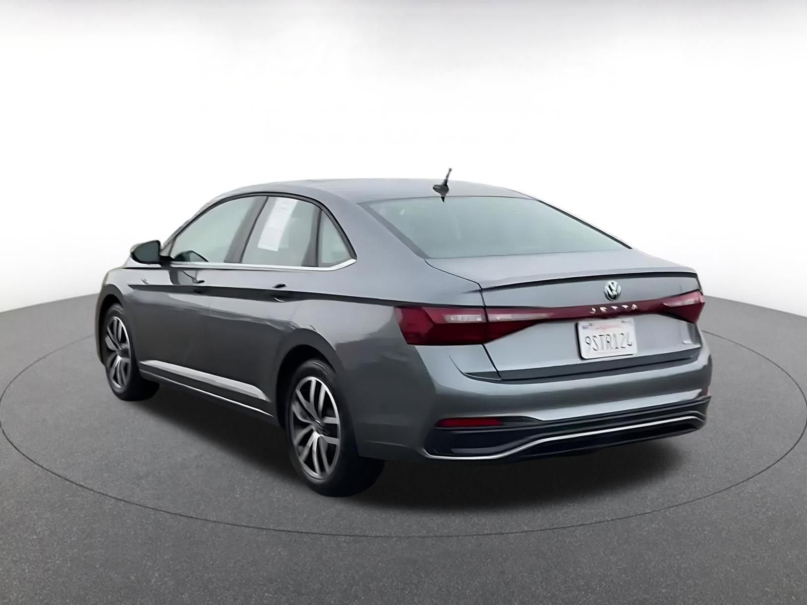 Thumbnail: 2025 Volkswagen Jetta - 11