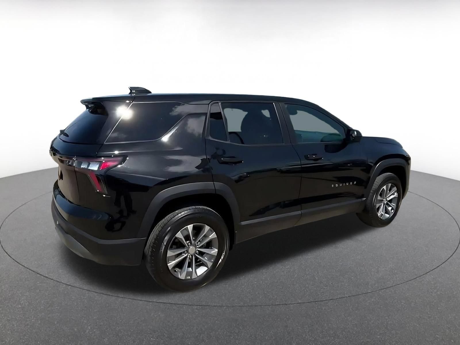 Thumbnail: 2025 Chevrolet Equinox - 13