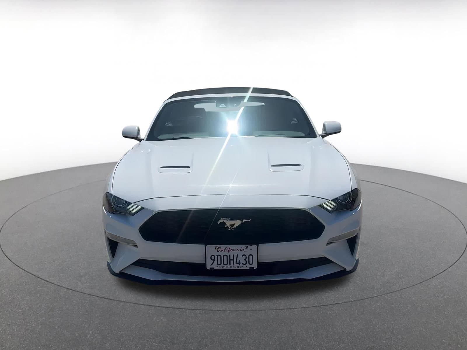 2023 Ford Mustang  5