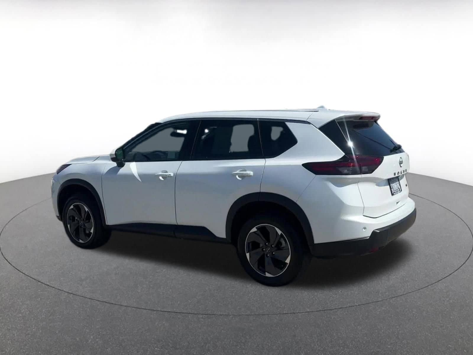 Thumbnail: 2024 Nissan Rogue - 10