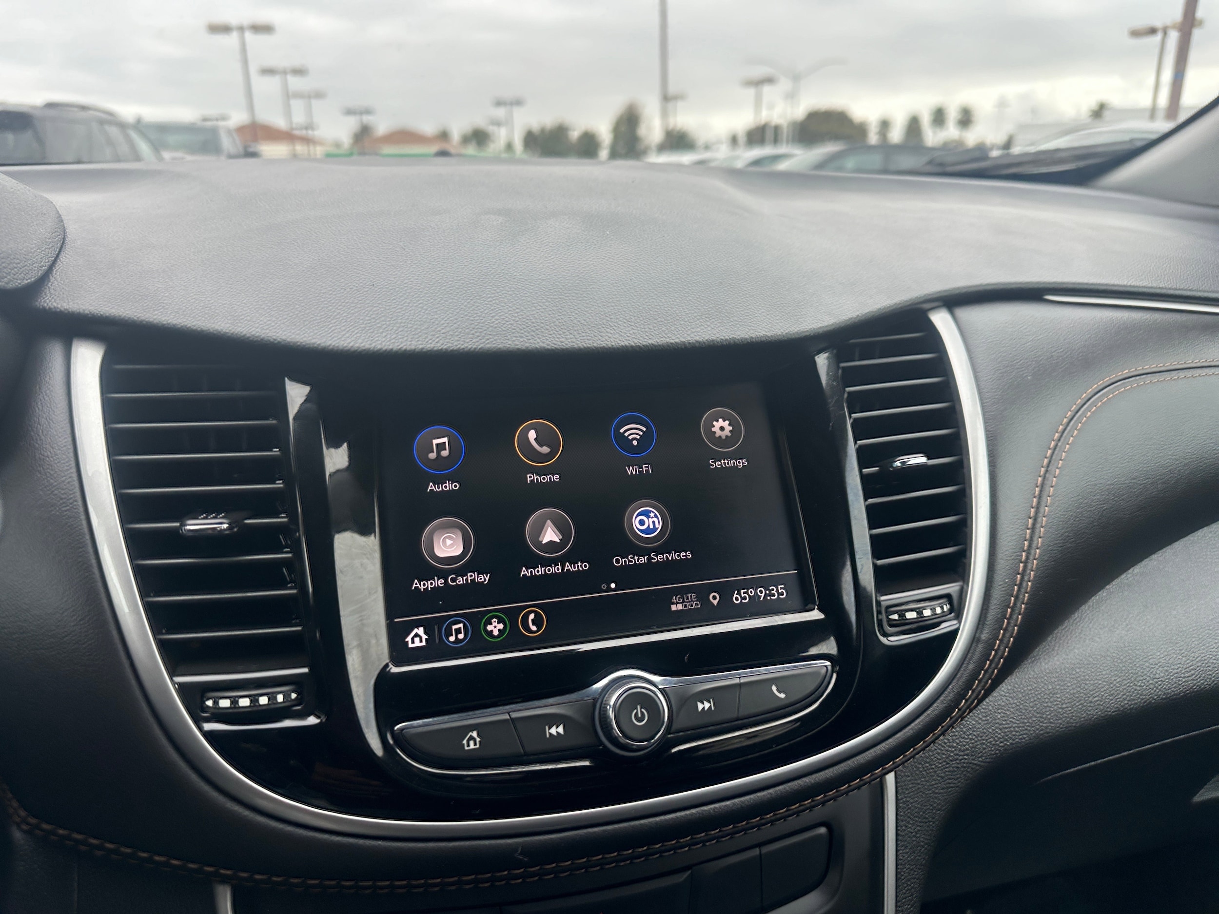 2021 Chevrolet Trax LS 21