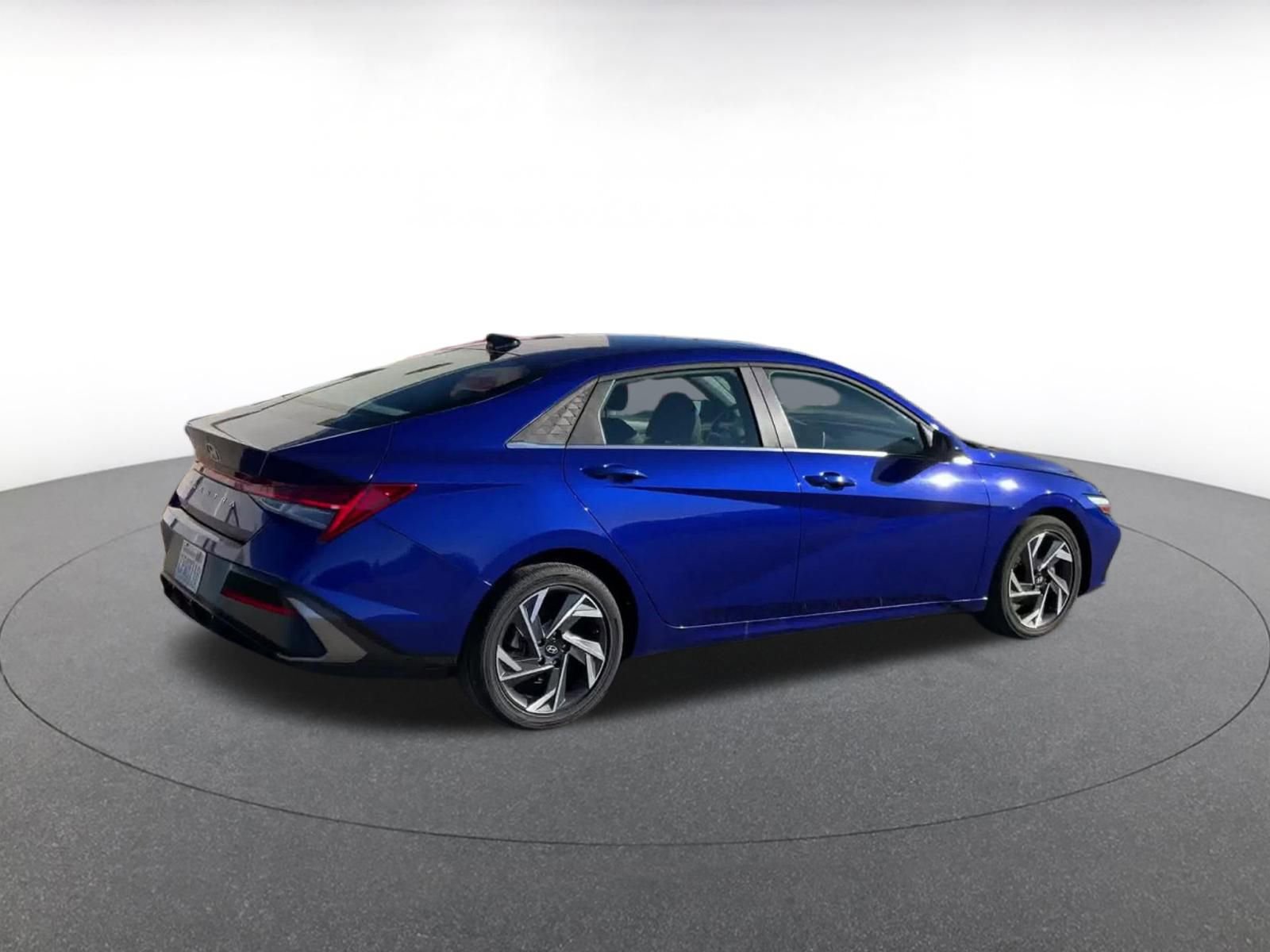 Thumbnail: 2025 Hyundai Elantra - 14