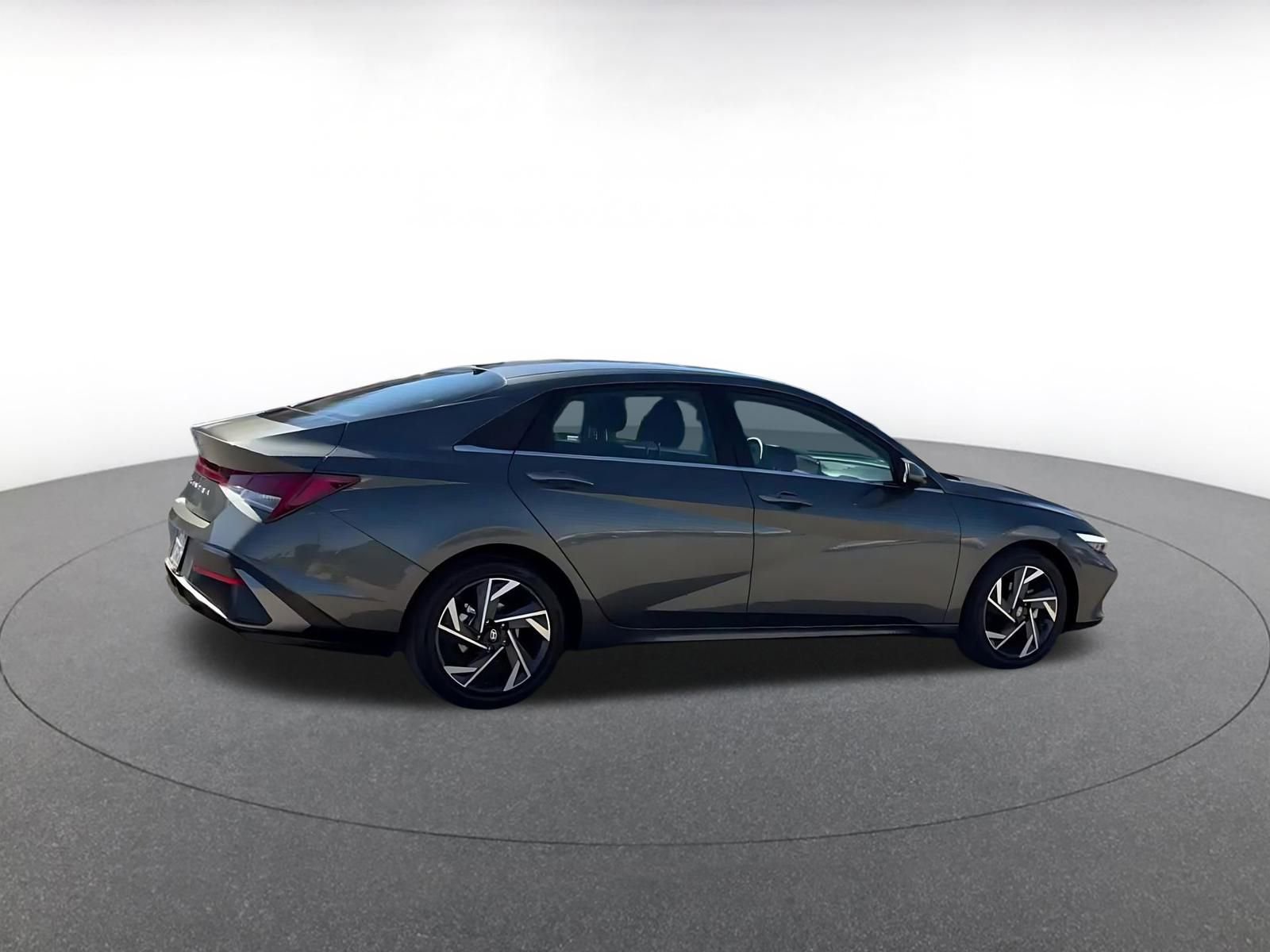 Thumbnail: 2025 Hyundai Elantra - 14