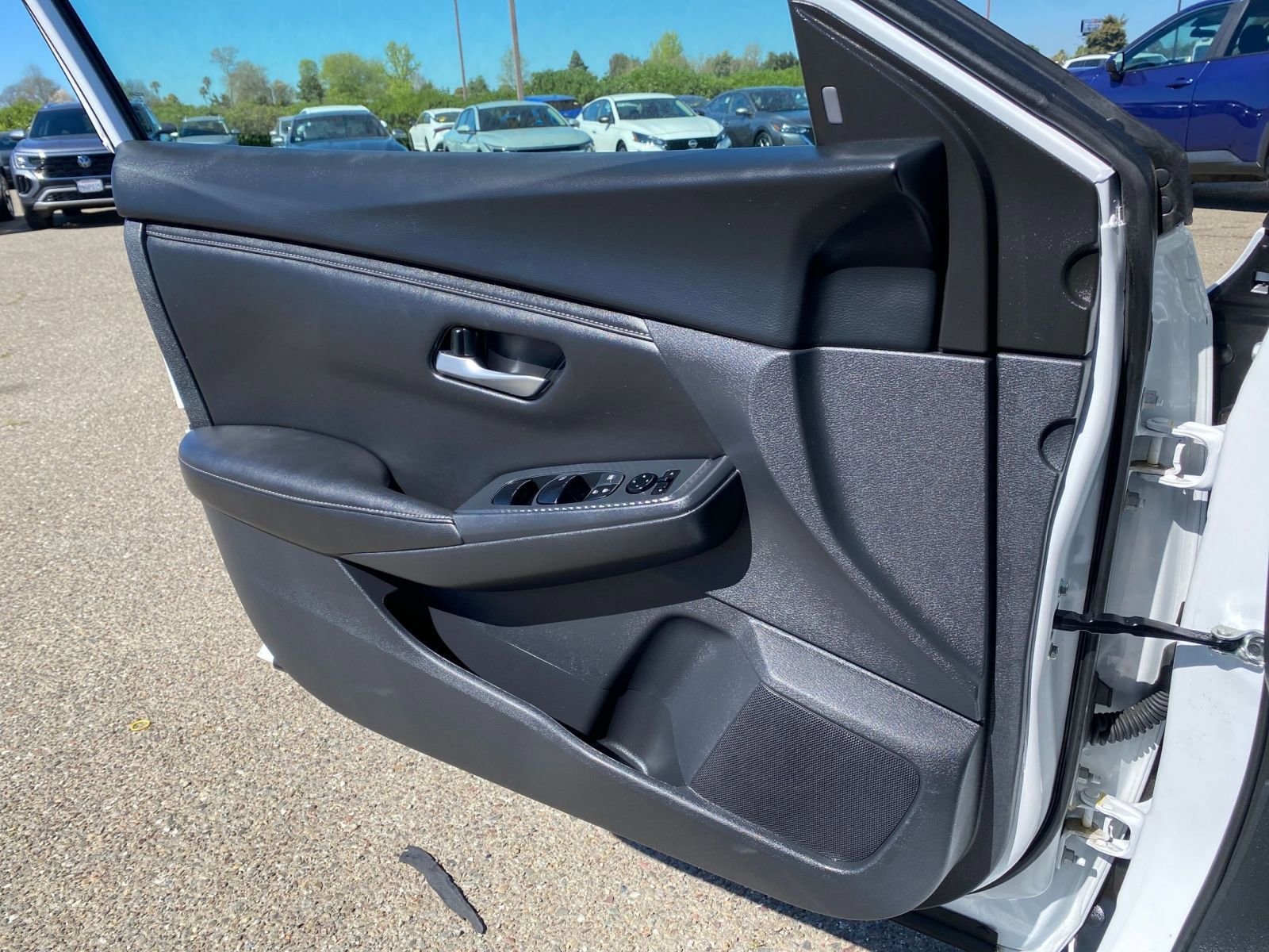 Thumbnail: 2025 Nissan Sentra - 18