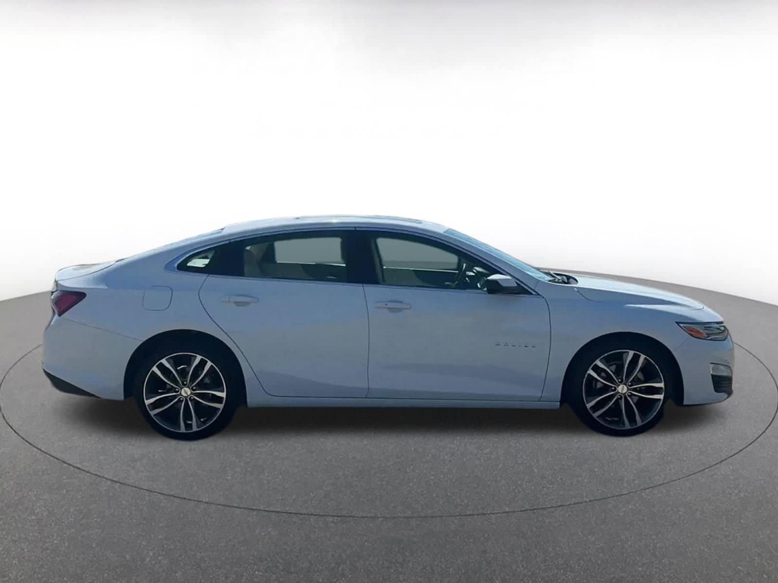 Thumbnail: 2024 Chevrolet Malibu - 16