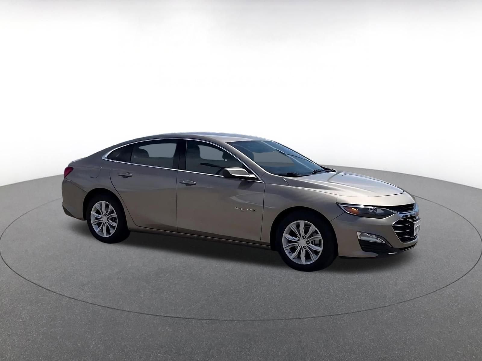Thumbnail: 2023 Chevrolet Malibu - 1